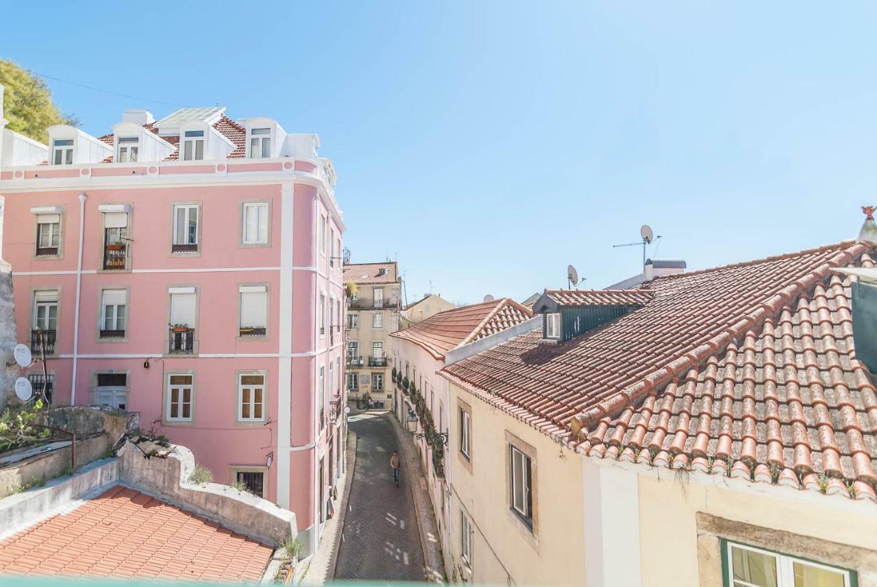 'White House' Apartment- Alfama Lisboa Exteriör bild