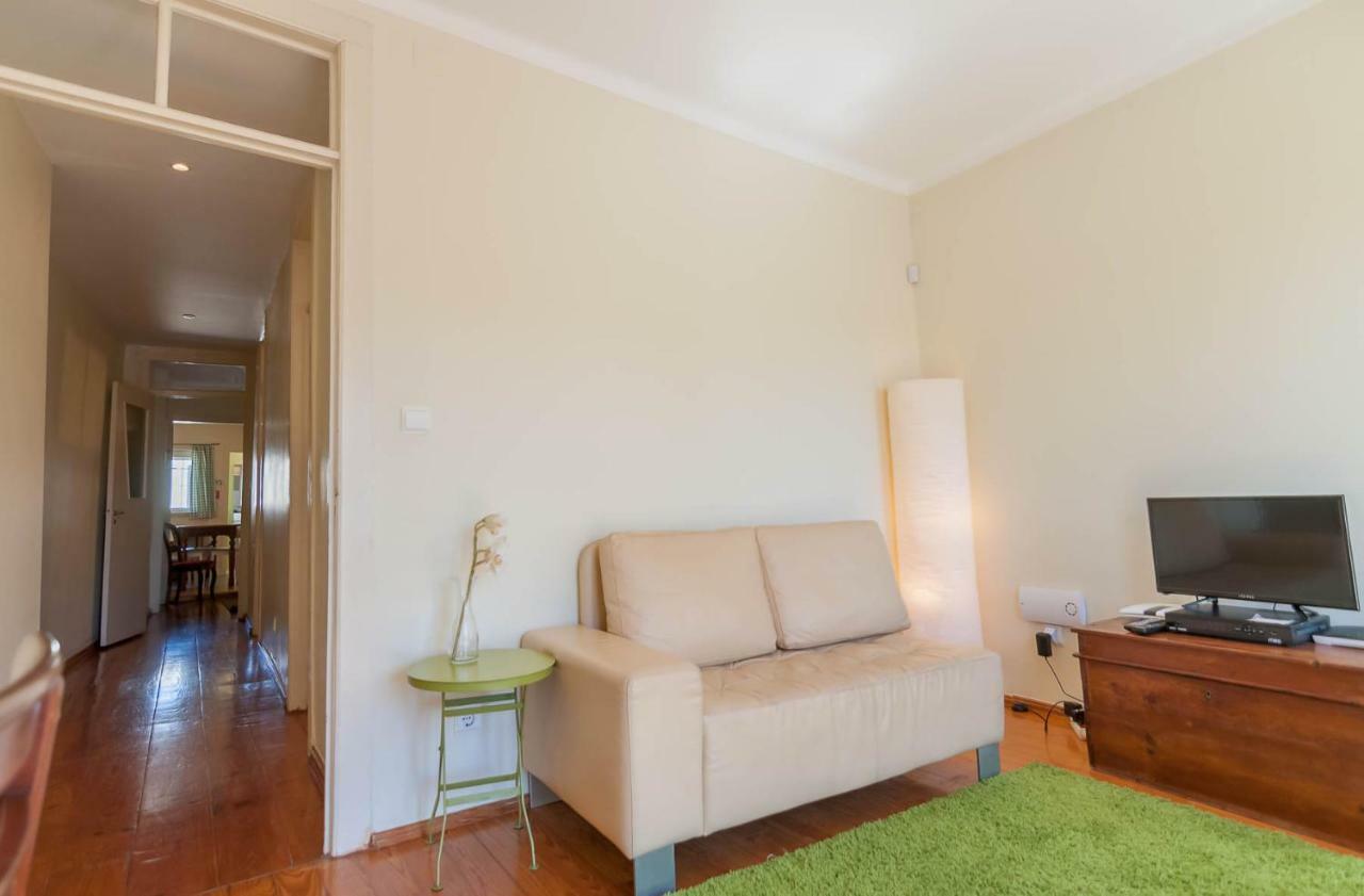 'White House' Apartment- Alfama Lisboa Exteriör bild