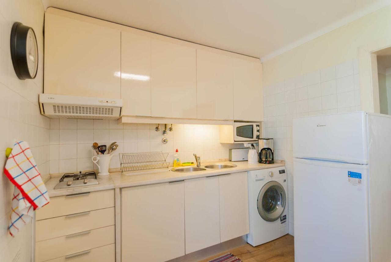 'White House' Apartment- Alfama Lisboa Exteriör bild